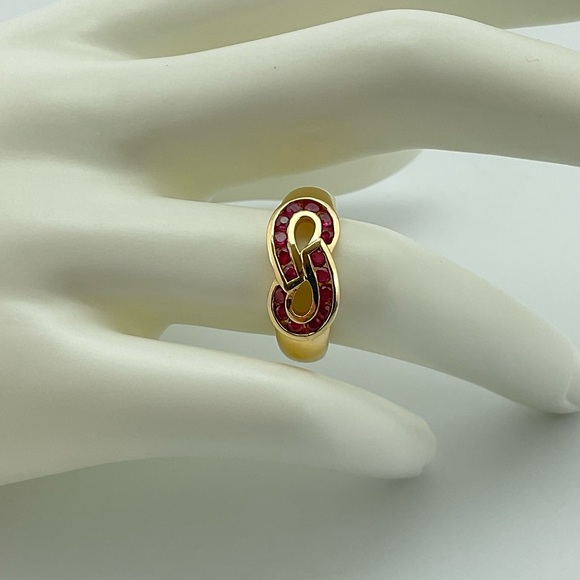 Infinity Ring, Genuine Ruby and 14Kt Yellow Gold, Size 6 - Picture 10 of 12